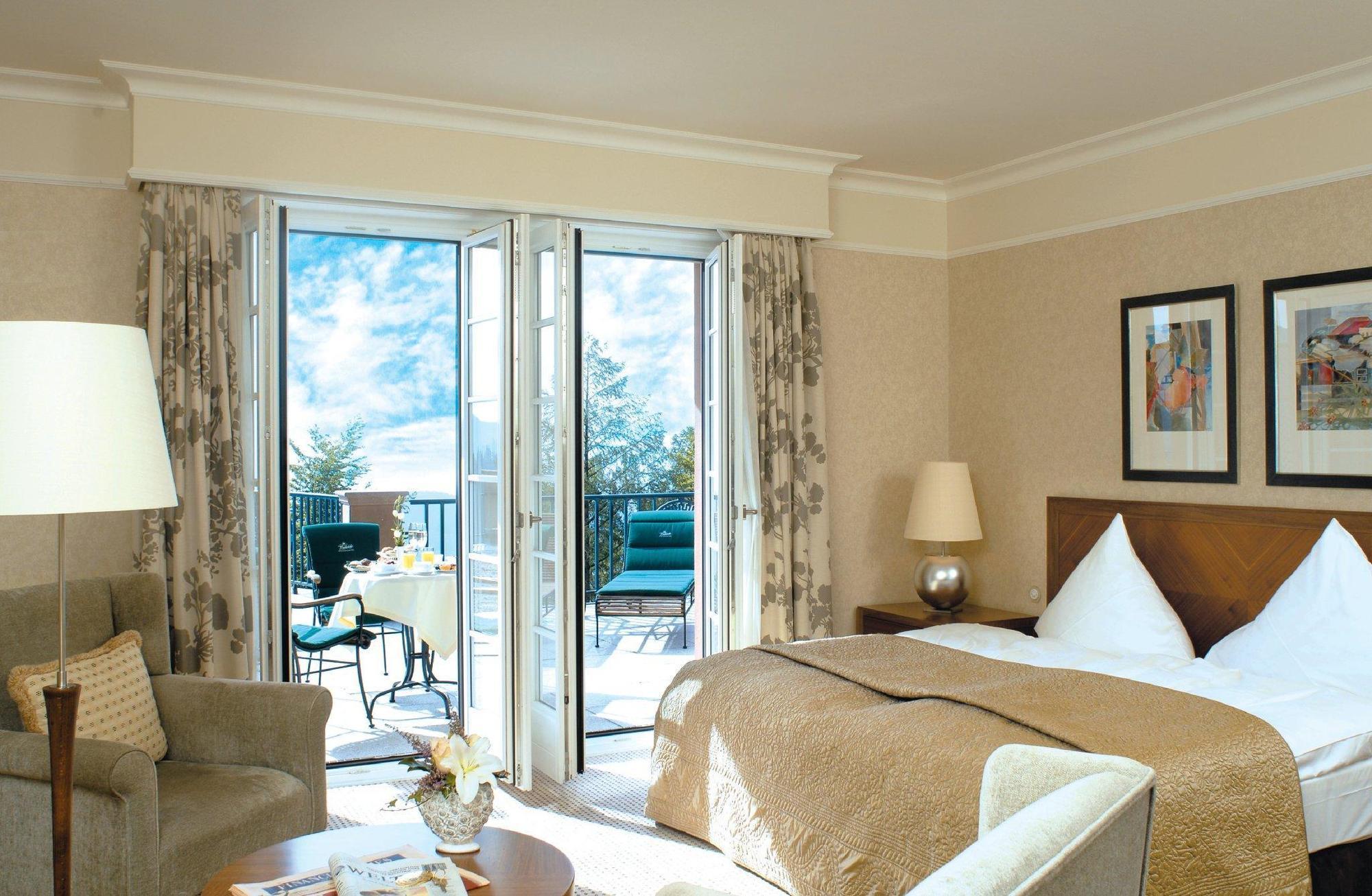 Schlosshotel Buehlerhoehe Schönbüch Zimmer foto