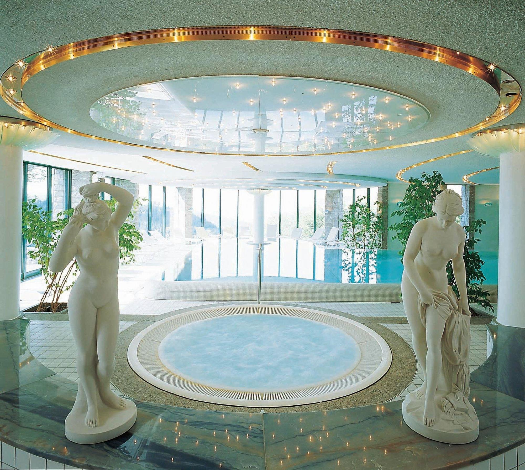 Schlosshotel Buehlerhoehe Schönbüch Einrichtungen foto