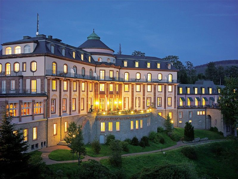 Schlosshotel Buehlerhoehe Schönbüch Exterior foto
